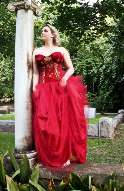 The Traveling Red Dress – The Bloggess Y 